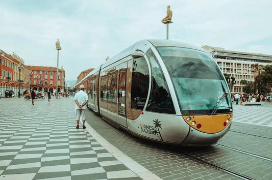 Comment se déplacer à Nice comme un local ?