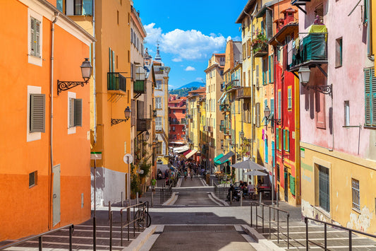 Pourquoi faire une visite guidée à Nice ?