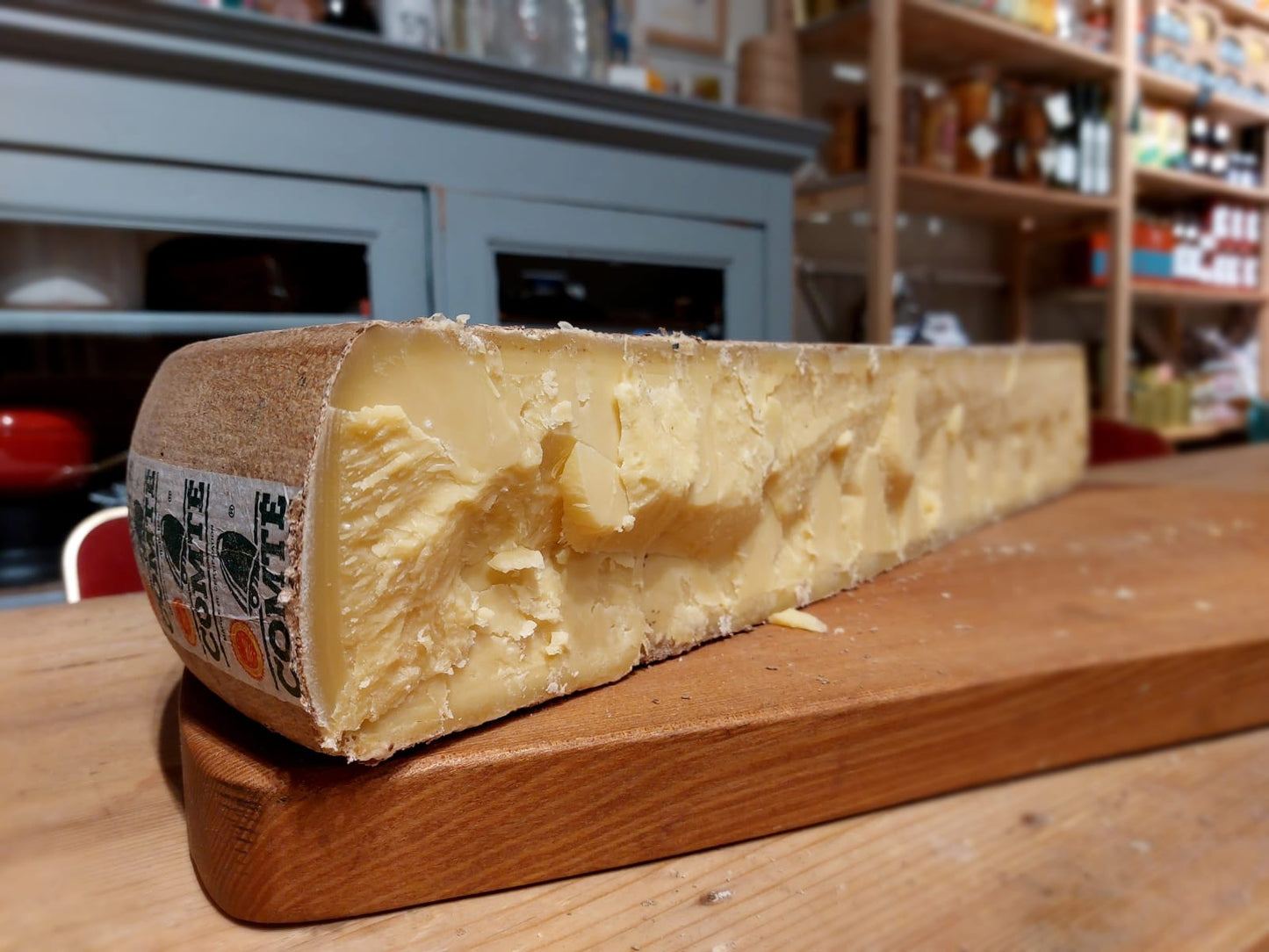 5 Cheese Tasting in Nice – French & Italian Cheeses