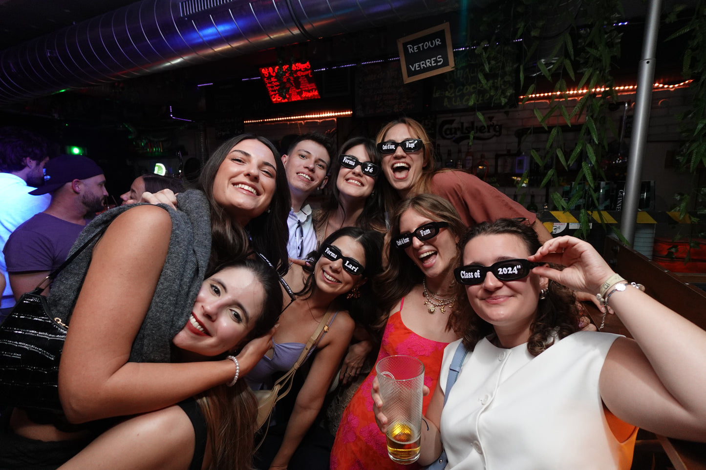 Pub Crawl Cannes : Soirée internationale dans les bars et clubs
